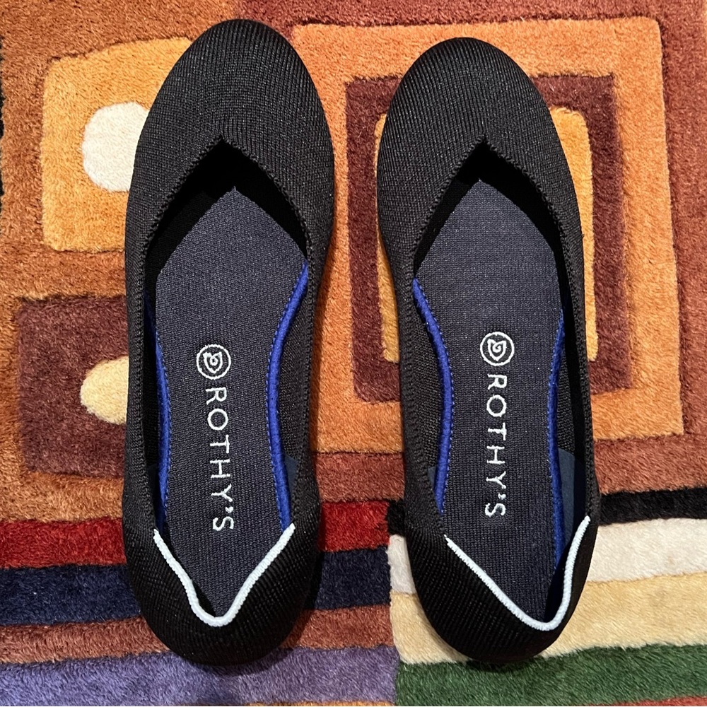Rothy's Black Flats Sleek Minimalist Design Size 9.5 EU 41 - Picture 2 of 10